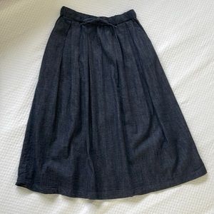 Levi midi skirt!